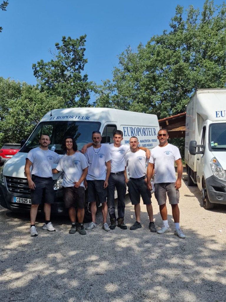 Equipe meilleurs déménageurs en PACA var & Bouches du Rhône