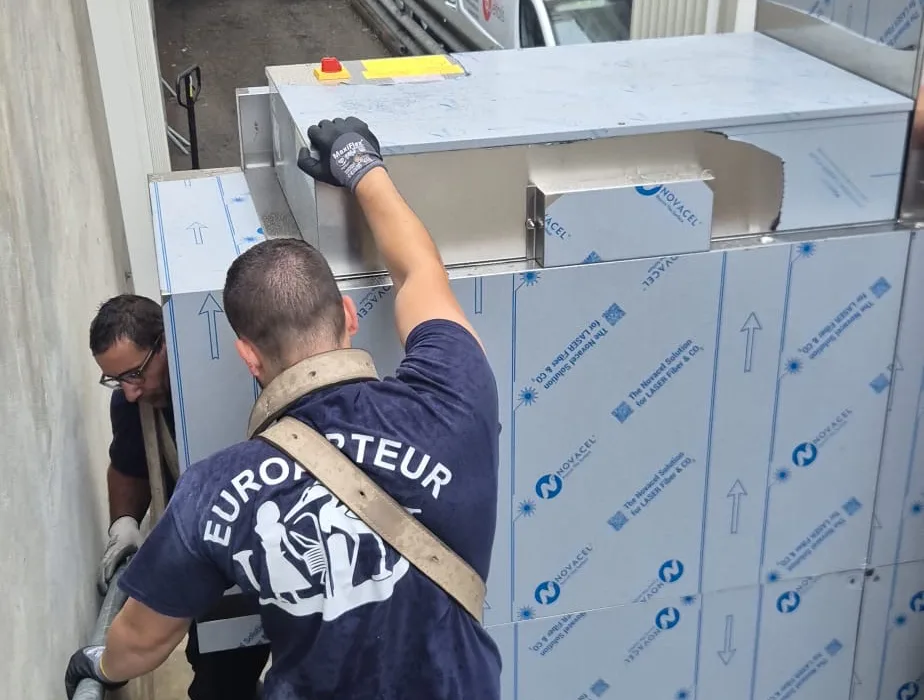 Manutention d'une cuisine industrielle à Marseille