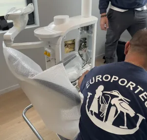 Installation fauteuil dentaire par Europorteur à Marseille